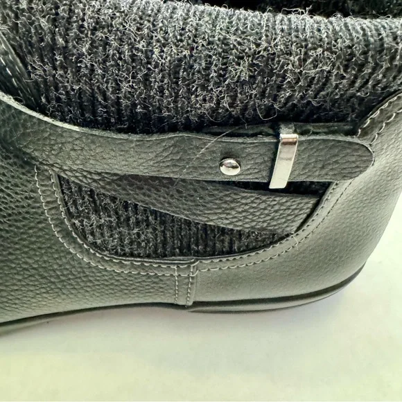 Clarks Women's Cheyn Kisha Ankle Boot Side Zip Black Size 10M - Picture 7 of 11